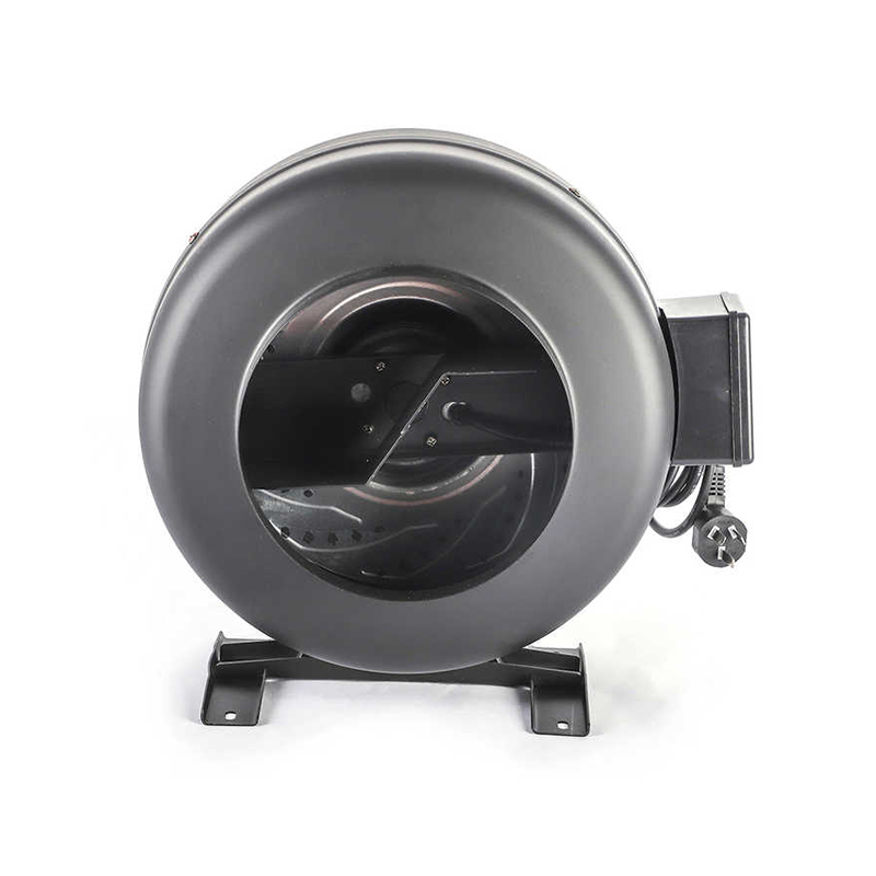 كيف تساعد مروحة القناة الخارجية في محرك الأقراص الخارجي في تقليل الضوضاء في أنظمة التهوية؟